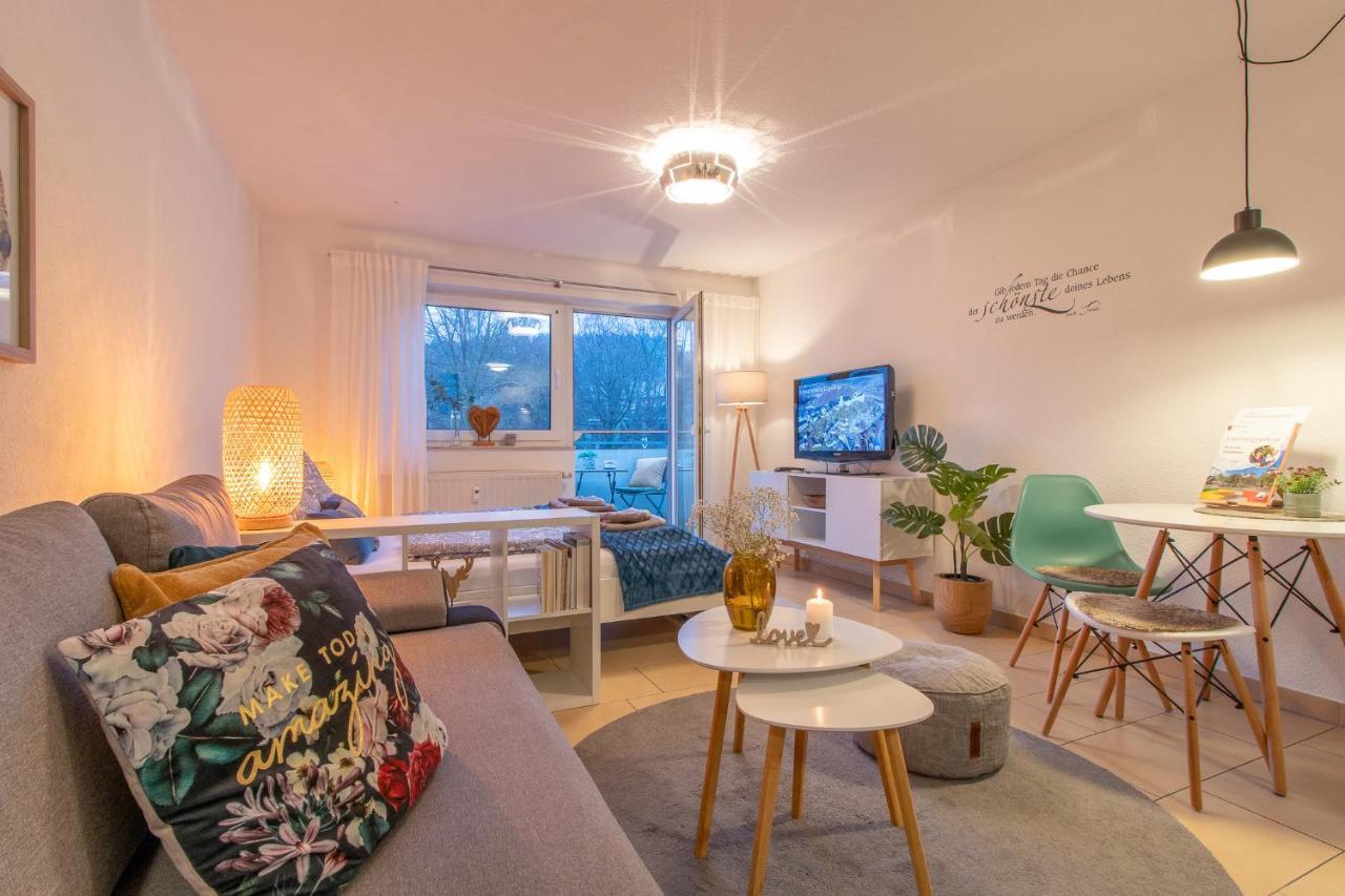 Modernes Apartment Im Gruenen I Balkon I Wlan I Stellplatz シュヴァルツェンベルク エクステリア 写真