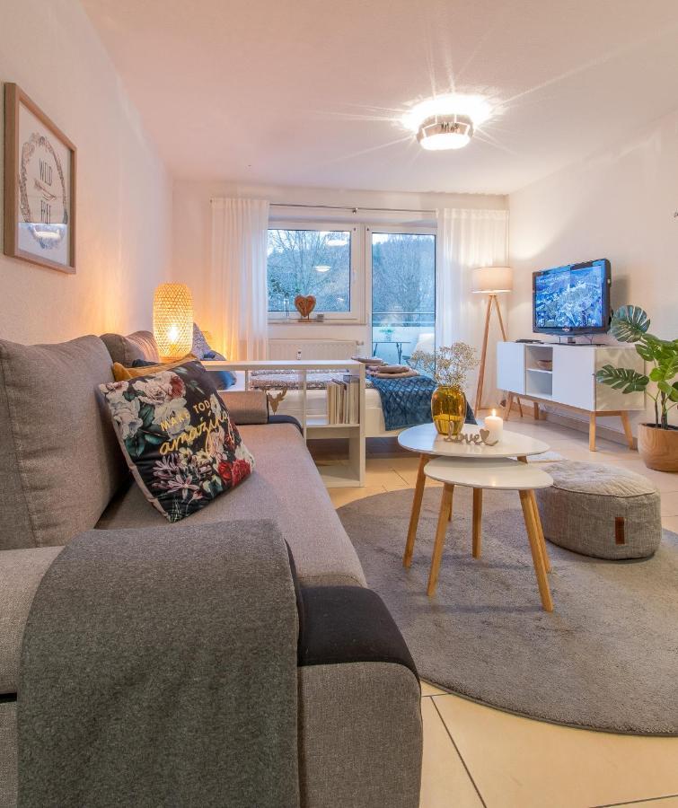 Modernes Apartment Im Gruenen I Balkon I Wlan I Stellplatz シュヴァルツェンベルク エクステリア 写真