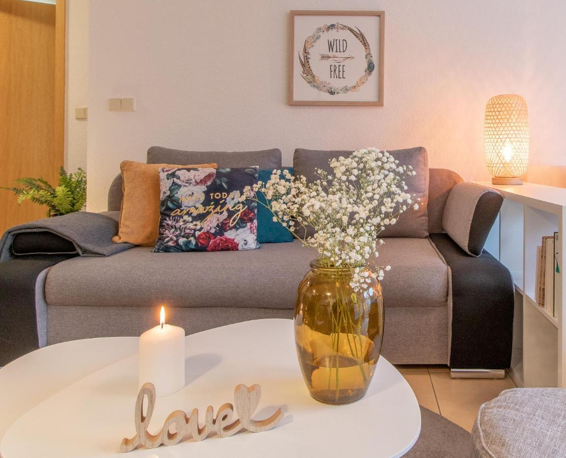 Modernes Apartment Im Gruenen I Balkon I Wlan I Stellplatz シュヴァルツェンベルク エクステリア 写真
